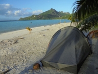 camper sur une ile en polynesie