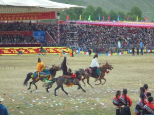 festival chevaux yushu ceremonie