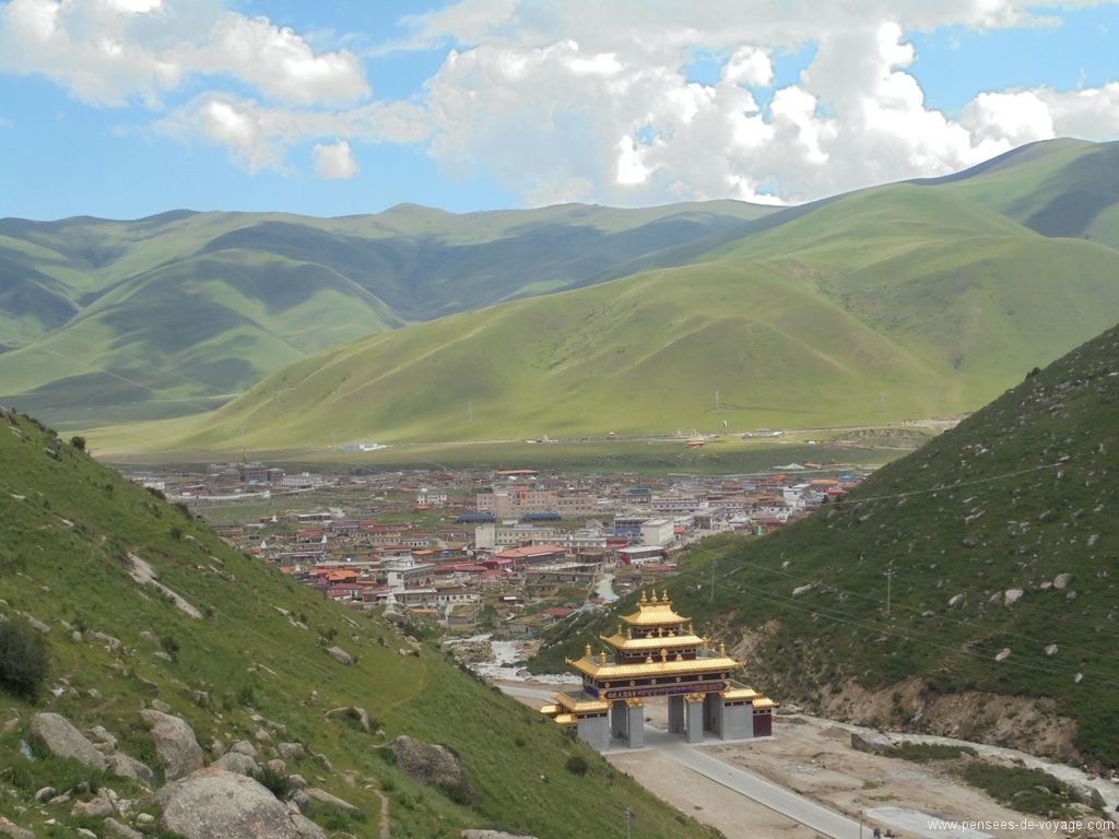 dzogchen-monastere-ville