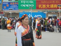 habit-traditionel-tibet-yushu-festival (2)